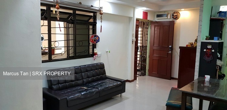 Blk 56 Strathmore Avenue (Queenstown), HDB 4 Rooms #174879012